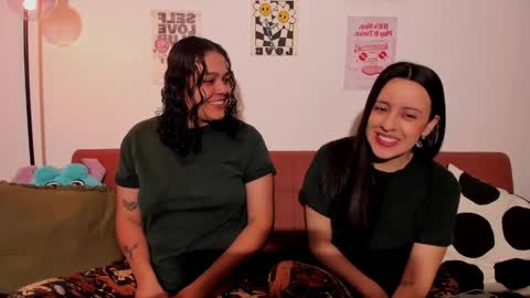 juanitaaa_ online show from April 2, 2026, 3:26 am