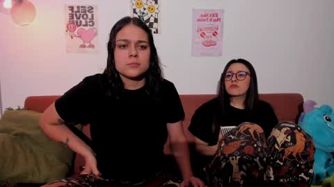 juanitaaa_ online show from April 9, 2026, 12:54 am
