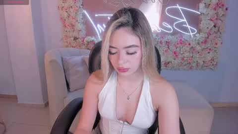 Juanita Clay online show from May 9, 2026, 7:30 pm