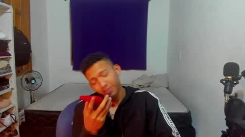 Snapshot of juansw66 chatting on October 22, 2025, 2:56 am juansw66 online show from October 22, 2025, 2:56 am