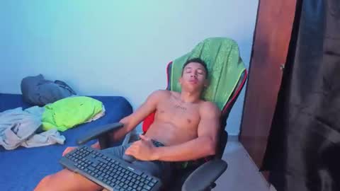 juansw66 online show from May 25, 2026, 4:02 pm