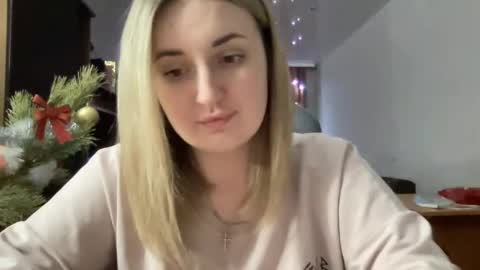 Snapshot of judevalenti chatting on January 16, 2025, 5:55 pm JudeValenti online show from January 16, 2025, 5:55 pm