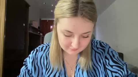 Snapshot of judevalenti chatting on February 24, 2025, 5:31 pm JudeValenti online show from February 24, 2025, 5:31 pm