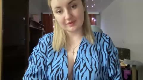 Snapshot of judevalenti chatting on February 24, 2025, 8:36 pm JudeValenti online show from February 24, 2025, 8:36 pm