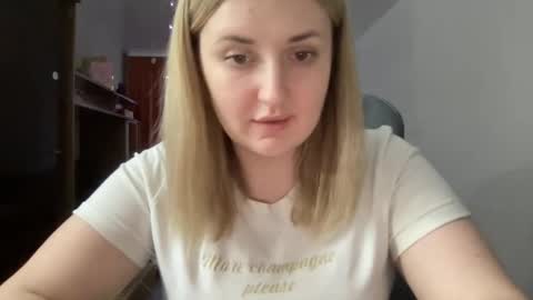 Snapshot of judevalenti chatting on March 6, 2025, 5:11 pm JudeValenti online show from March 6, 2025, 5:11 pm