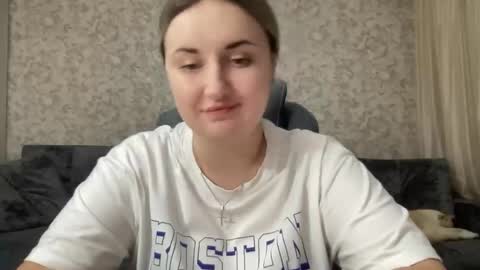 Snapshot of judevalenti chatting on September 23, 2025, 5:05 pm JudeValenti online show from September 23, 2025, 5:05 pm