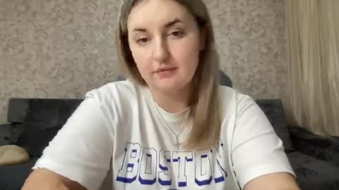 Snapshot of judevalenti chatting on September 25, 2025, 6:11 pm JudeValenti online show from September 25, 2025, 6:11 pm