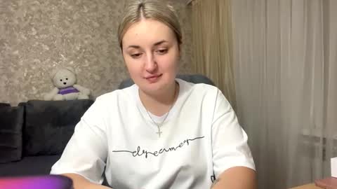 Snapshot of judevalenti chatting on October 13, 2025, 5:35 pm JudeValenti online show from October 13, 2025, 5:35 pm