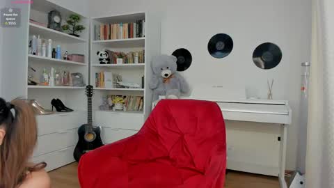 Snapshot of judylea18 chatting on May 10, 2026, 9:14 am Judy online show from May 10, 2026, 9:14 am