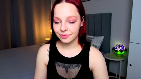 JudyMooon online show from April 3, 2026, 11:08 am