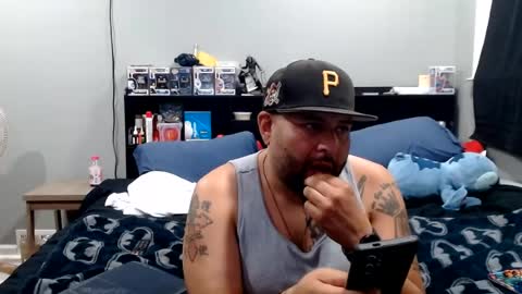 Juiceepawwg420 online show from June 30, 2026, 8:54 pm