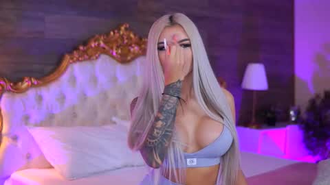 Jessye online show from September 18, 2025, 7:49 pm