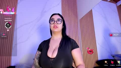 Juicy online show from October 16, 2025, 11:11 am