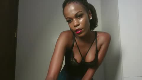 Snapshot of juicy_lovely chatting on February 3, 2026, 6:46 pm Juicey lovely online show from February 3, 2026, 6:46 pm