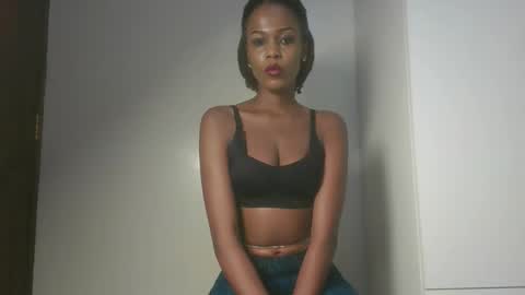 Snapshot of juicy_lovely chatting on February 23, 2026, 11:24 pm Juicey lovely online show from February 23, 2026, 11:24 pm