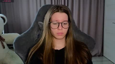 laura online show from June 24, 2026, 7:29 am