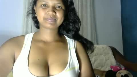 Snapshot of juicy_pretty chatting on May 19, 2026, 3:46 am stellah online show from May 19, 2026, 3:46 am