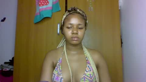 Snapshot of juicy_pussy1122 chatting on January 8, 2026, 3:47 pm Emily online show from January 8, 2026, 3:47 pm