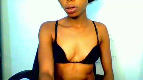 Snapshot of juicy_slut0 chatting on March 12, 2026, 9:21 pm Champaign online show from March 12, 2026, 9:21 pm