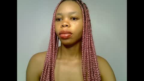 Snapshot of juicy_slut0 chatting on July 12, 2026, 8:05 am Champaign online show from July 12, 2026, 8:05 am