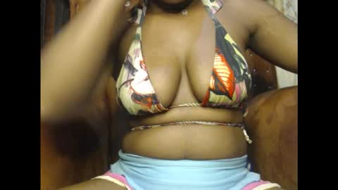 juicycuntx online show from November 27, 2025, 6:43 pm