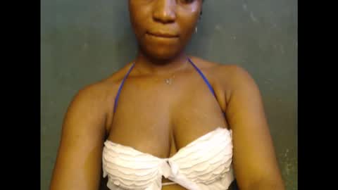 juicycuntx online show from February 15, 2026, 2:03 pm