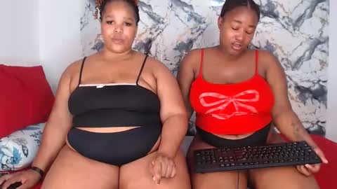 Snapshot of juicyjasminx chatting on March 18, 2026, 9:29 pm juicyjasminx online show from March 18, 2026, 9:29 pm