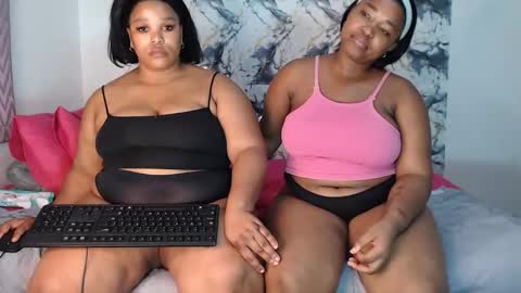 Snapshot of juicyjasminx chatting on April 13, 2026, 9:42 pm juicyjasminx online show from April 13, 2026, 9:42 pm