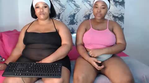 Snapshot of juicyjasminx chatting on April 16, 2026, 7:47 pm juicyjasminx online show from April 16, 2026, 7:47 pm