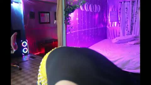 juicyjayxxx69 online show from October 28, 2025, 2:59 am