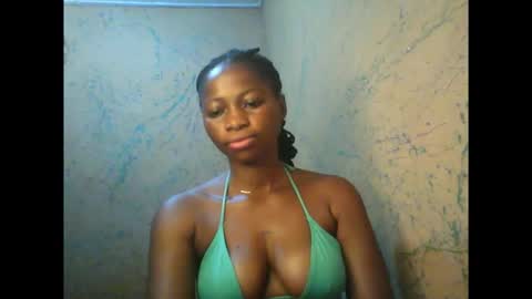 juicypiexx online show from December 5, 2025, 4:32 am
