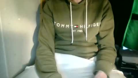Snapshot of juju78juju chatting on February 28, 2025, 9:01 pm juju78juju online show from February 28, 2025, 9:01 pm
