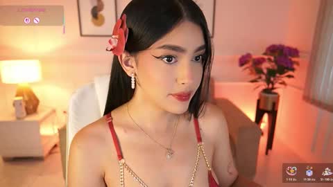 Snapshot of julesbennet chatting on December 15, 2025, 11:36 am Jules Bennett online show from December 15, 2025, 11:36 am