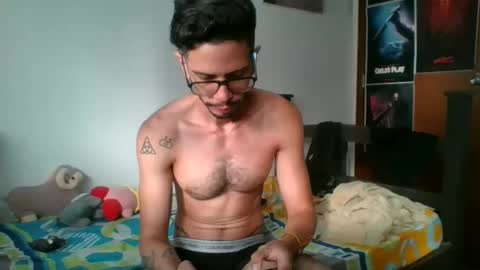 Snapshot of julfigo chatting on December 27, 2024, 12:23 pm Julfigo online show from December 27, 2024, 12:23 pm