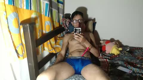 Snapshot of julfigo chatting on January 19, 2025, 2:57 am Julfigo online show from January 19, 2025, 2:57 am