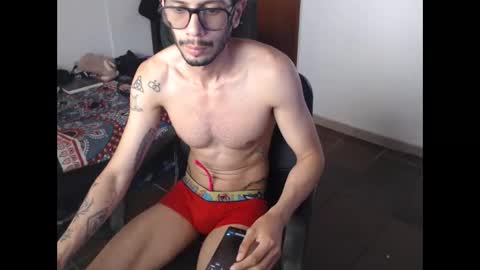 Julfigo online show from May 31, 2026, 6:04 pm