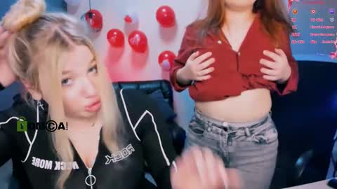 juli kisss online show from February 17, 2025, 8:15 pm