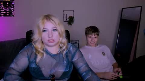 juli kisss online show from September 11, 2025, 7:25 pm