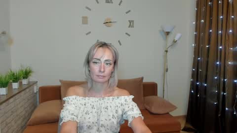Snapshot of julia__cherry_ chatting on January 7, 2025, 1:46 pm julia__cherry_ online show from January 7, 2025, 1:46 pm