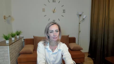 Snapshot of julia__cherry_ chatting on January 16, 2025, 3:56 am julia__cherry_ online show from January 16, 2025, 3:56 am