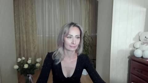 Snapshot of julia__cherry_ chatting on February 12, 2025, 11:29 am julia__cherry_ online show from February 12, 2025, 11:29 am