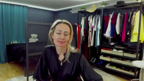 Snapshot of julia__cherry_ chatting on March 12, 2026, 4:57 pm julia__cherry_ online show from March 12, 2026, 4:57 pm