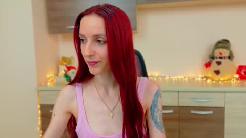 Snapshot of julia__jae chatting on December 21, 2025, 6:42 am JuliaJae online show from December 21, 2025, 6:42 am