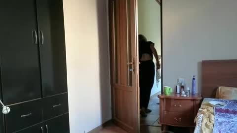 Snapshot of julia_giulia chatting on October 11, 2025, 1:42 pm julia_giulia online show from October 11, 2025, 1:42 pm
