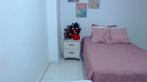 Snapshot of julia_gray_ chatting on December 17, 2025, 7:53 pm julia online show from December 17, 2025, 7:53 pm