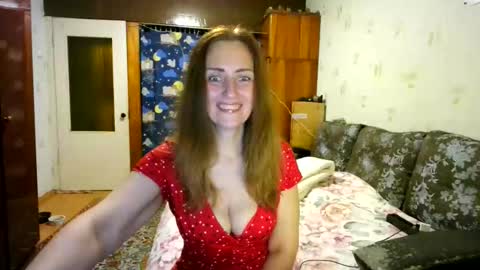 Snapshot of juliaa_foxi chatting on October 25, 2025, 5:30 pm juliaa_foxi online show from October 25, 2025, 5:30 pm