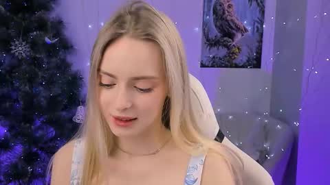 Snapshot of juliabrewwer chatting on February 12, 2026, 2:23 pm Julia online show from February 12, 2026, 2:23 pm