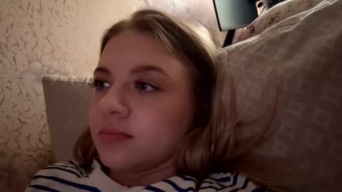 Snapshot of juliacrazy_ chatting on March 5, 2025, 1:50 pm juliacrazy_ online show from March 5, 2025, 1:50 pm