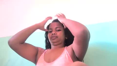 juliah02 online show from January 31, 2025, 5:40 am