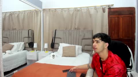 julian billy online show from January 5, 2025, 11:37 am